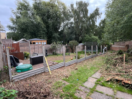 Concrete Posts Gravel Boards Feather Edge Fencing Flitwick Medium